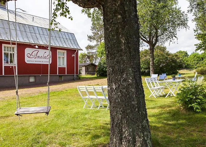 לינה וארוחת בוקר Amalia Lemland